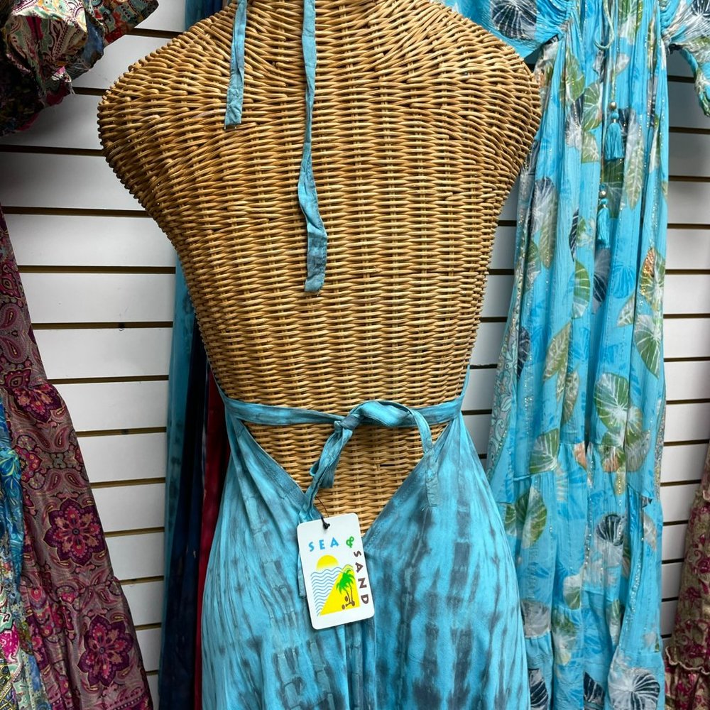 COPY - NEW NWT SEA & SAND BATIK SOFT BLUE RAYON BARE BACK HALTER TIE SUMMER DRE… - Picture 5 of 8